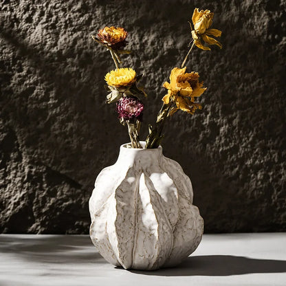 New Design Unique Ceramic Nordic Vase Home Ornament Living Room Tabletop Centerpiece Fresh Flower Pampas Grass Boho Art
