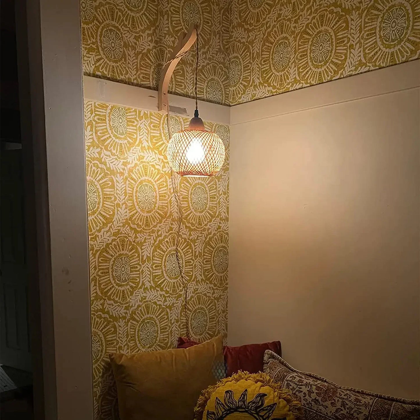Luxury Rattan Wall Lamp Wooden Woven Sconce Nordic Scandinavian Designer Hanging Light Fixture Indoor Bedroom Living Room Hallway Restaurant Café Bar Hotel Home Decor