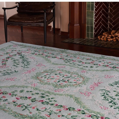 Nordic-style water-absorbing and anti-fading carpets are used for home decoration of sofas, bedrooms and living rooms